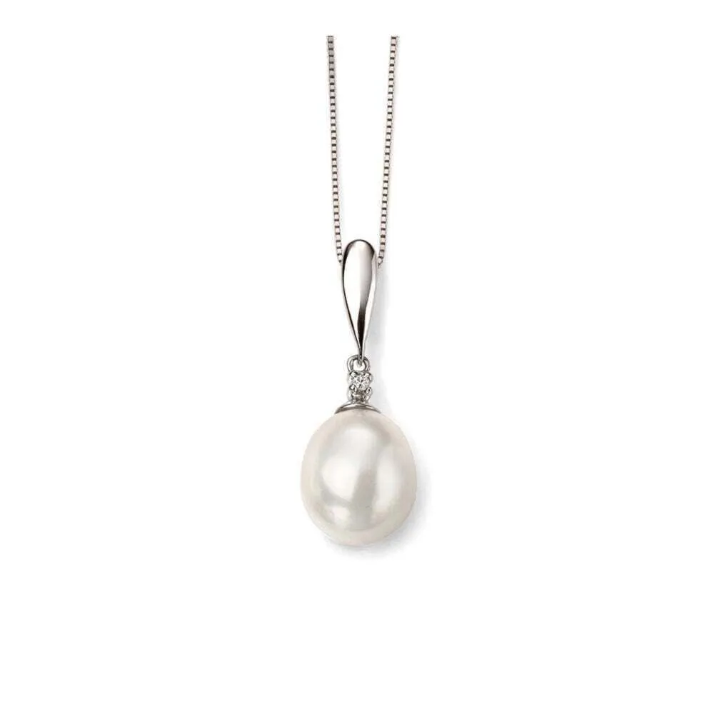9ct White Gold Freshwater Pearl and Diamond Pendant GP2018W