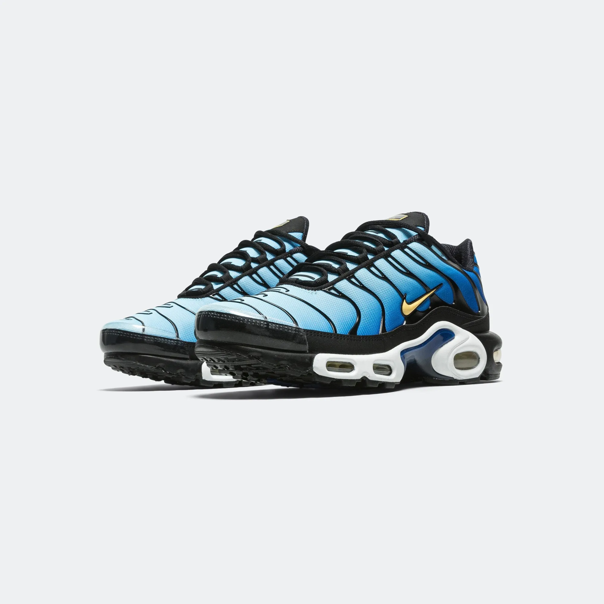 Air Max Plus - Black/Chamois-Sky Blue-Hyper Blue