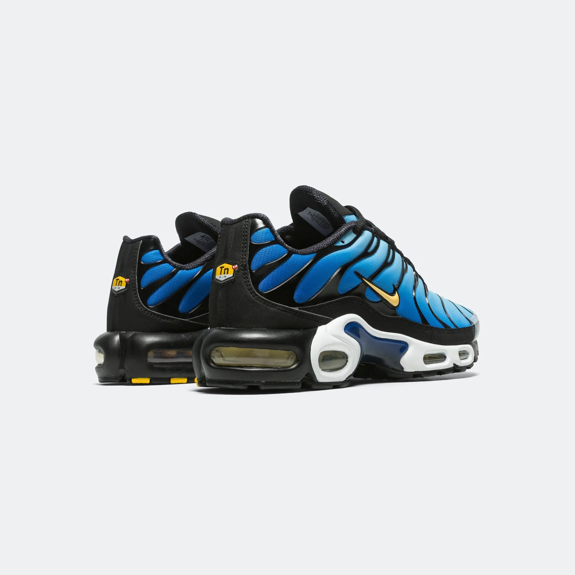Air Max Plus - Black/Chamois-Sky Blue-Hyper Blue