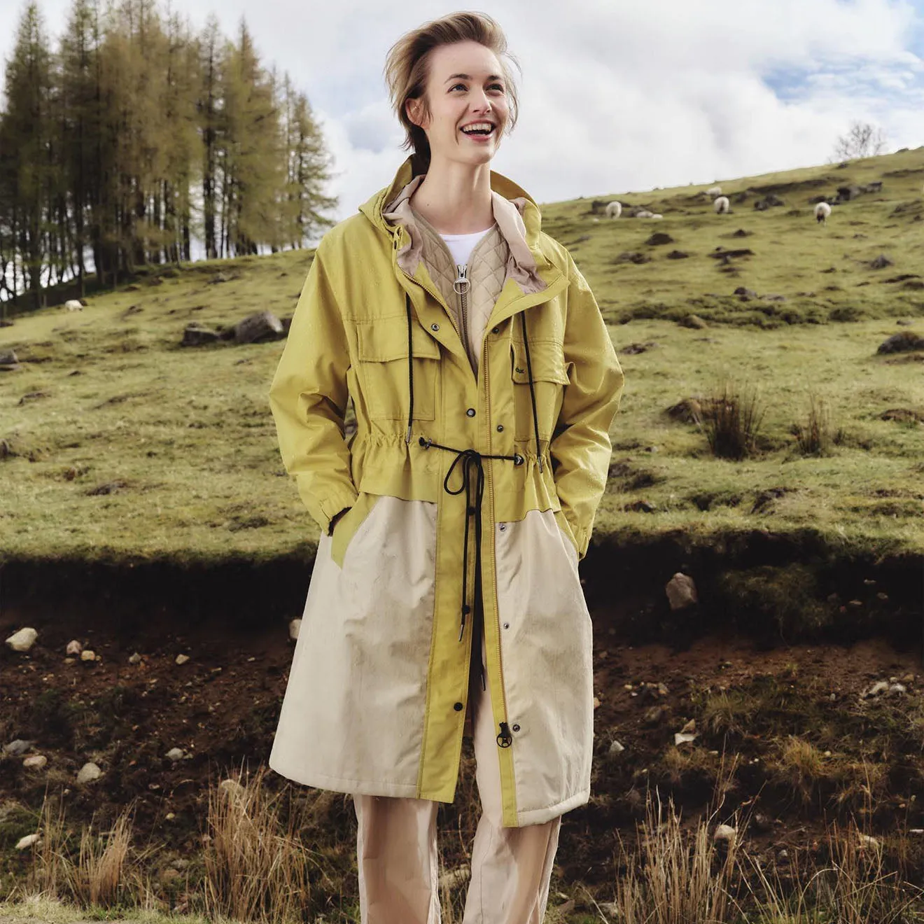 Barbour Womens Evie Showerproof Parka Limeade/Light Sand
