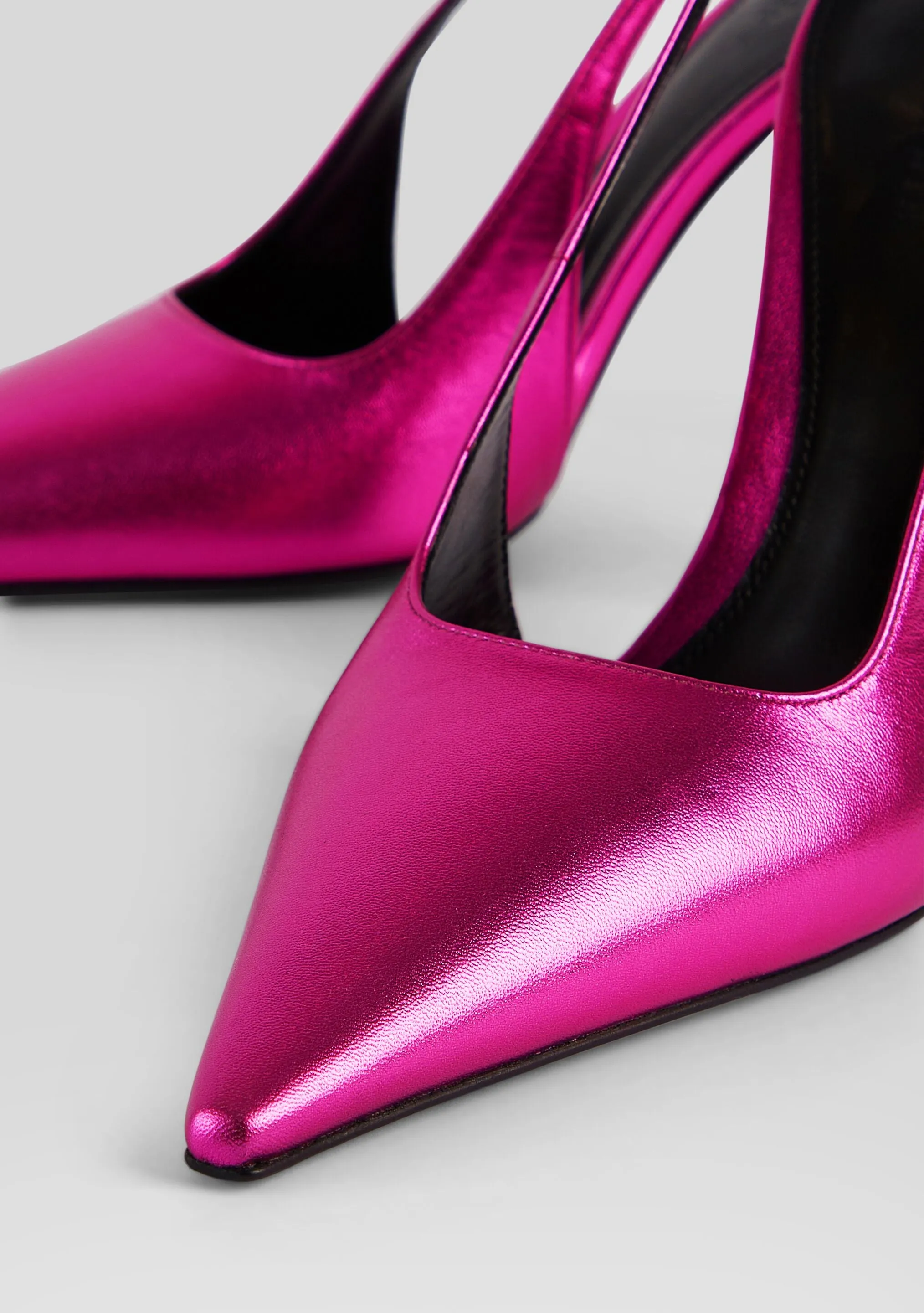 Cindy Slingback Heel