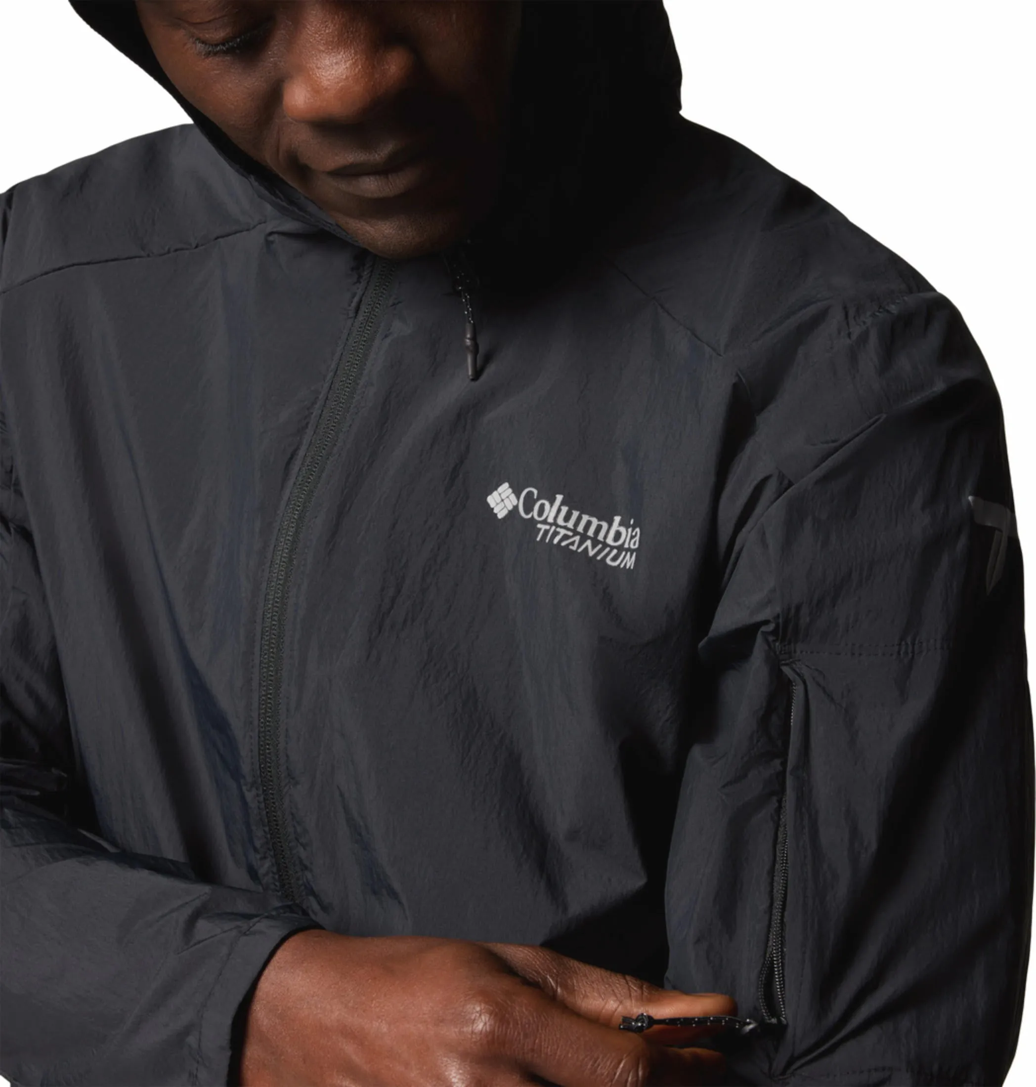 Columbia Men Black Omni-Shade Loop Trail II Windbreaker Jacket
