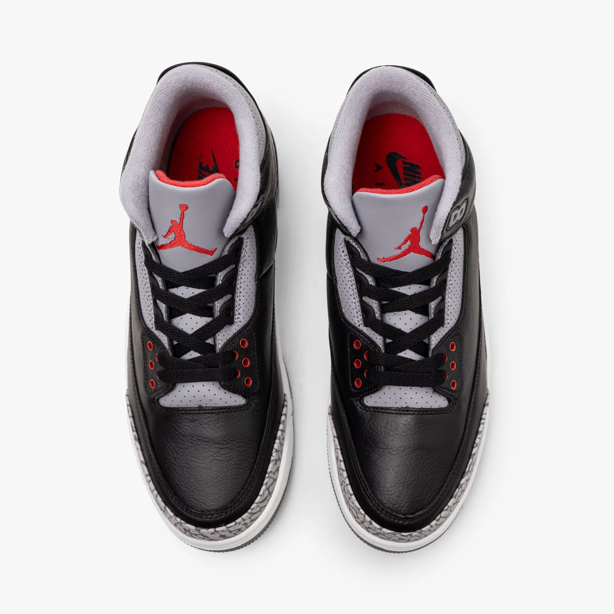 Jordan 3 Retro Black / Fire Red - Cement Grey