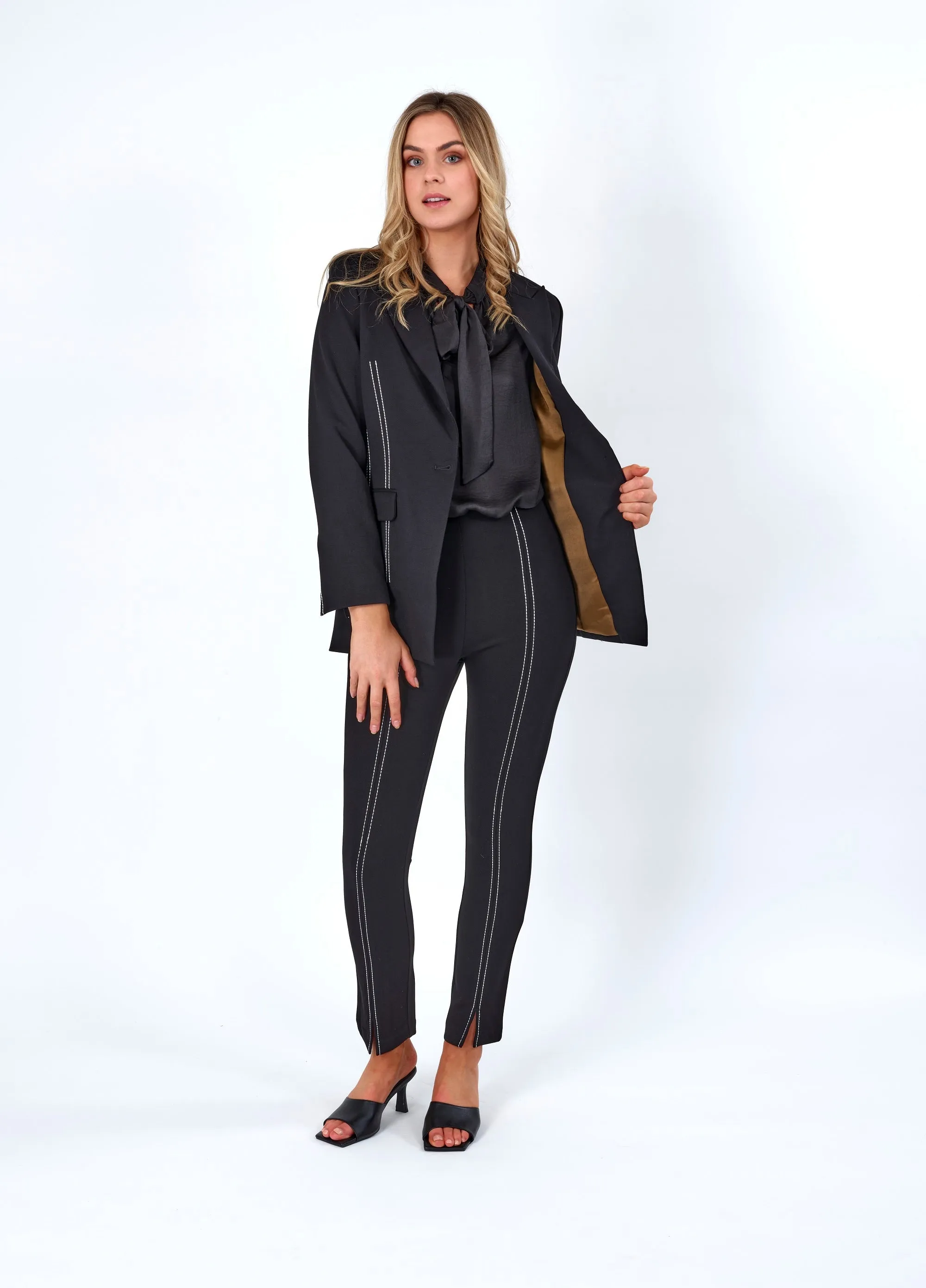 Knewe - Ziggy Blazer - K6022 - Black - 50% OF