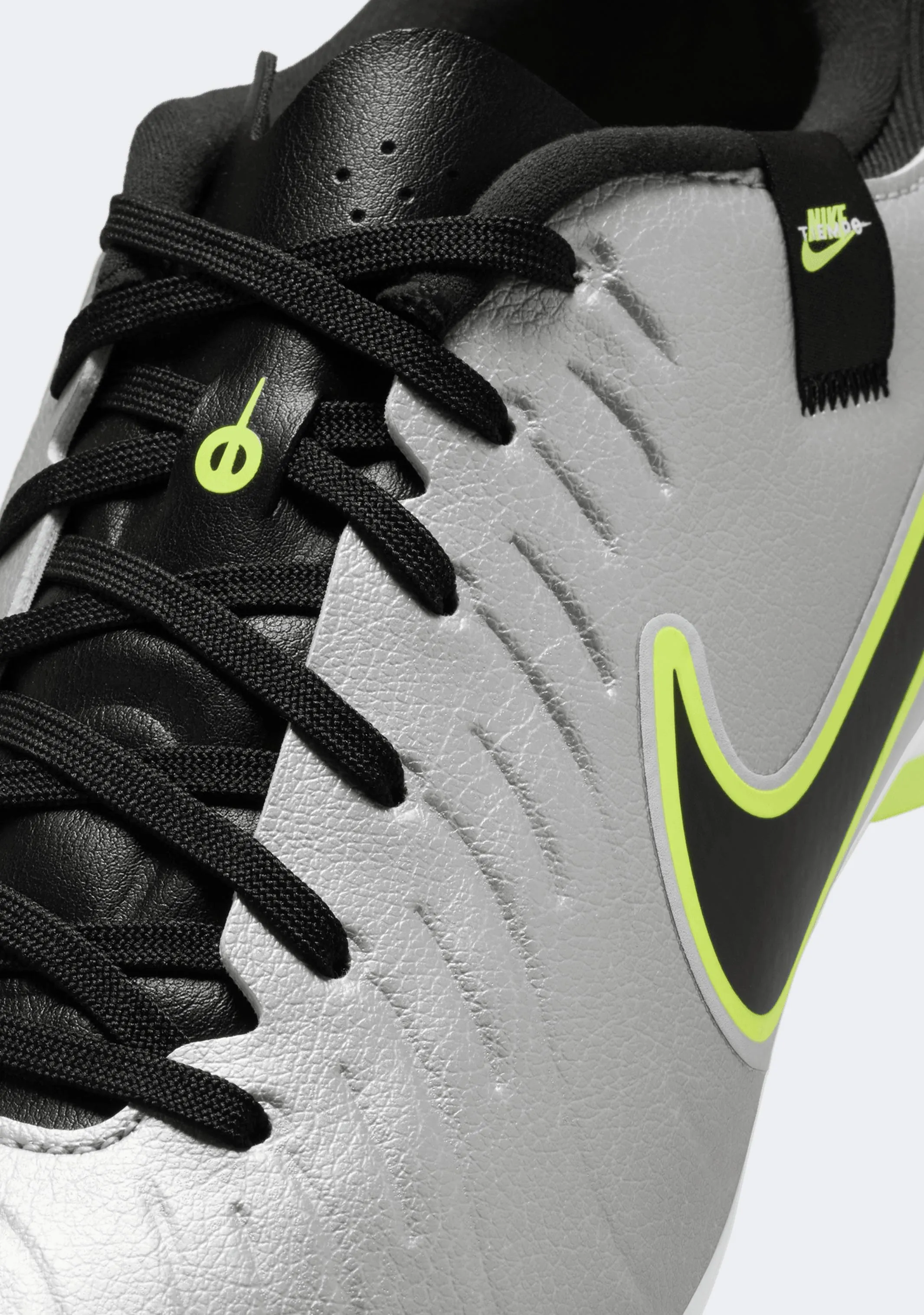 Nike Men's Tiempo Legend 10 Academy