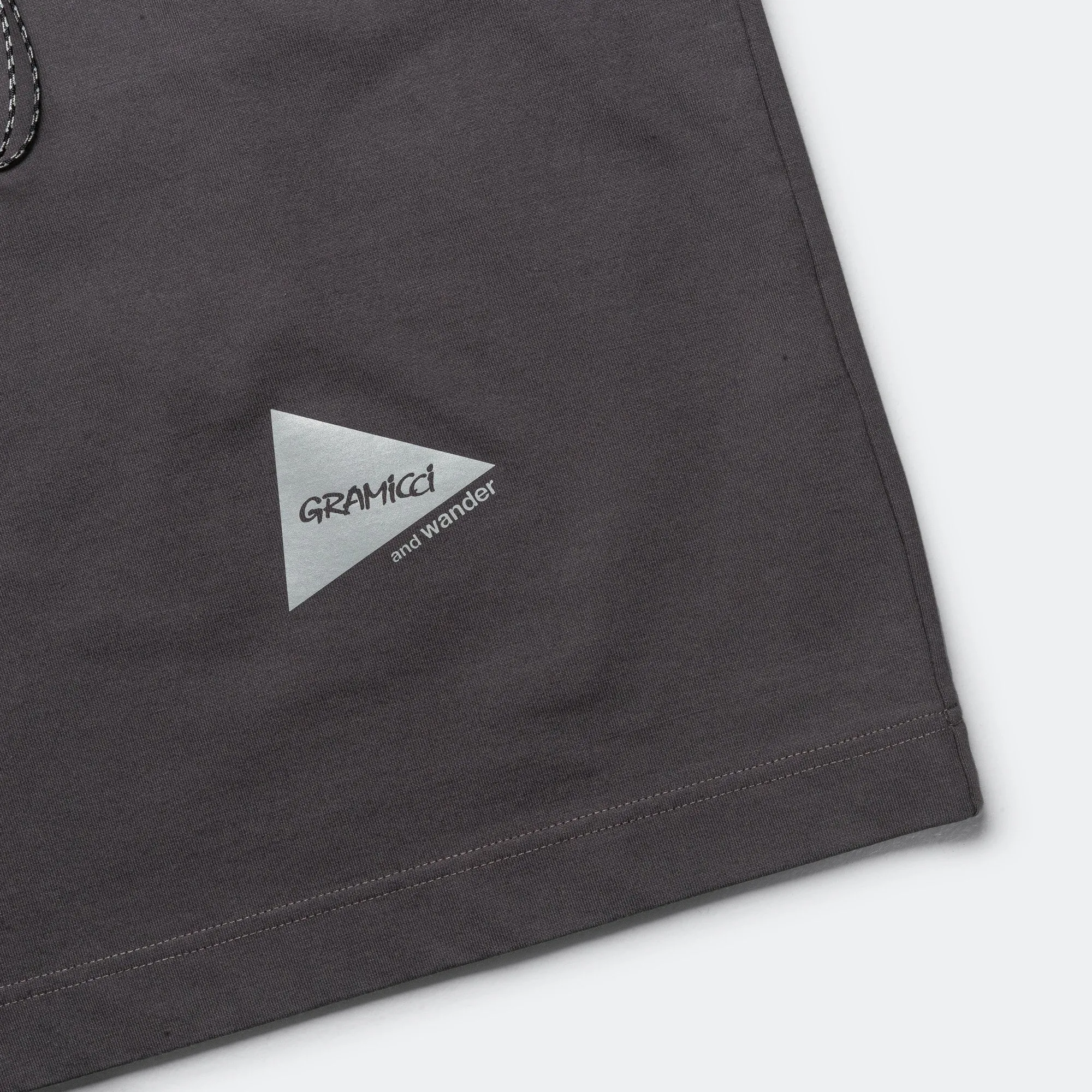 Tech Rugby Shirt x and wander - Black