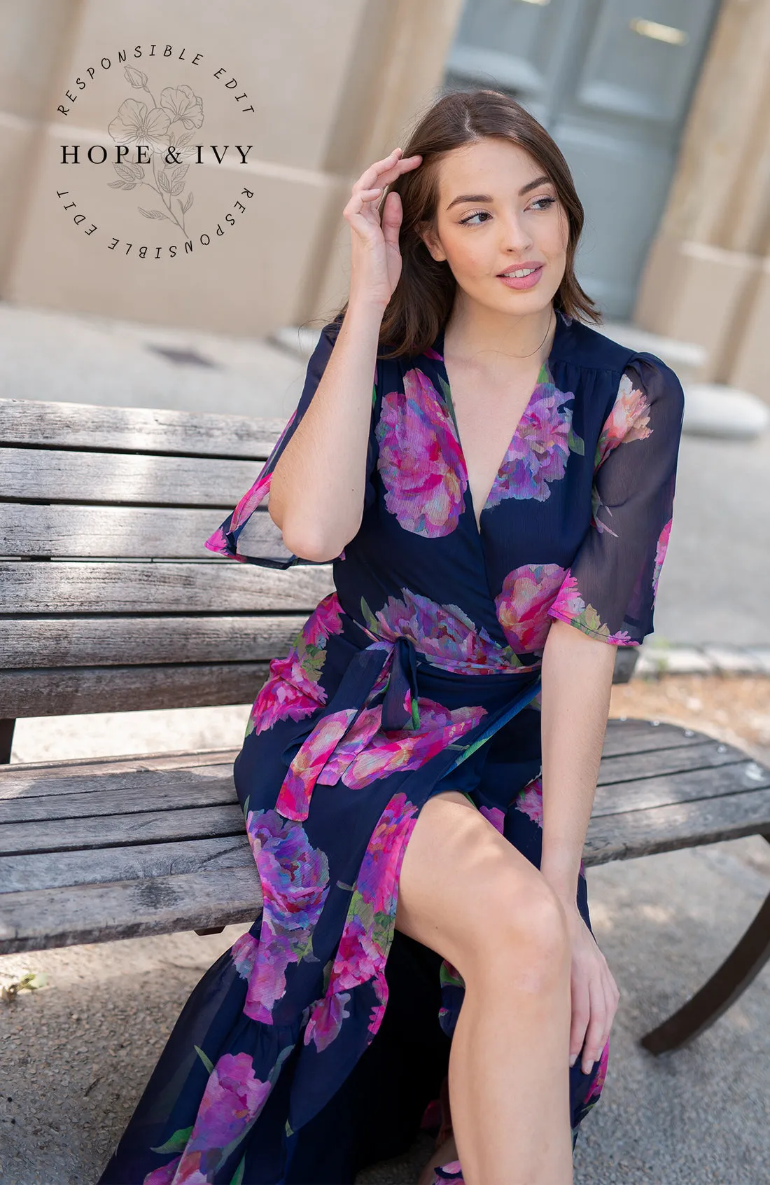 THE ASHIA FLUTTER SLEEVE MAXI WRAP DRESS (NAVY/PINK) CURVE