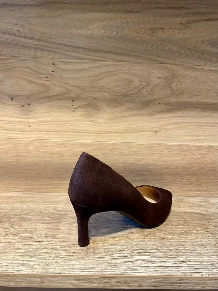 Unisa Larson Heels Wengue