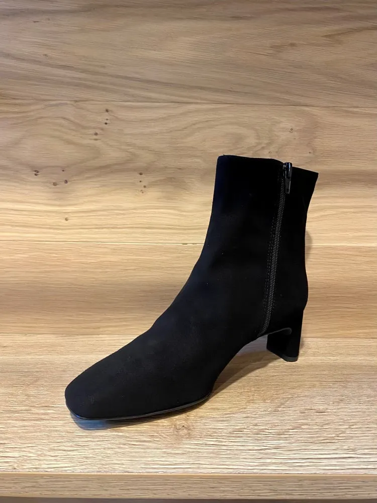 Unisa Lister Boots Black